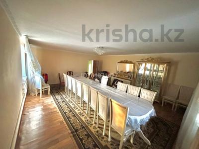 Продажа квартир в Жамбылской обл.: 4-комнатная квартира · 119.3 м² · 1/2 этаж, Санырак батыр 29 — Музыкальная школа дарын за 18 млн 〒 4-комнатная квартира · 119.3 м² · 1/2 этаж, Санырак батыр 29 — Музыкальная школа дарын за 18 млн 〒 в Каратау