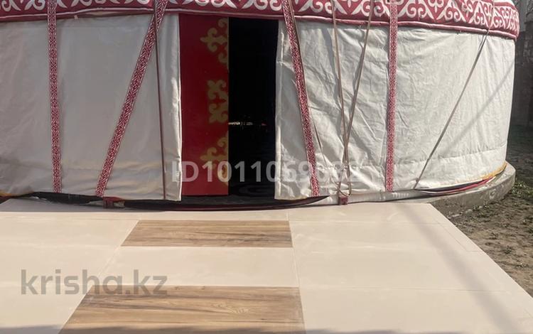 Дом · 2 комнаты · 115 м², мкр Калкаман-3 283 — Б.Ашимова -Шаляпина за 250 000 〒 в Алматы, Наурызбайский р-н — фото 2