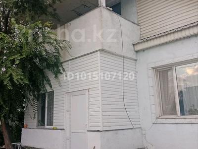 Жеке үй · 6 бөлме · 203 м² · 6 жүзд., Мира 15 — Центральная, бағасы: 40 млн ₸ в Конаеве