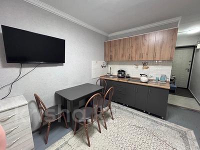 Продажа квартир в Алматы: 1-комнатная квартира · 19.1 м² · 4/4 этаж, мкр №10 за 15.5 млн 〒 1-комнатная квартира · 19.1 м² · 4/4 этаж, мкр №10 за 15.5 млн 〒 в Алматы, Ауэзовский р-н