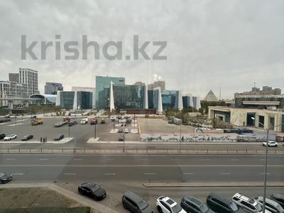 2-комнатная квартира · 67.1 м² · 4/10 этаж, Аманжолова 24 за 52.9 млн ₸ в Астане, Сарайшык р-н