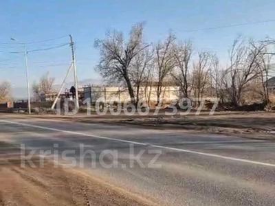 Участок · 6 соток, Суюнбая бн — В сторону Фабричный , будет слева за 10 млн 〒 в Узынагаш