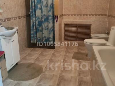 Отдельный дом · 3 комнаты · 55 м², Жумабаева — Район школы Белинского за 180 000 〒 в Каскелене