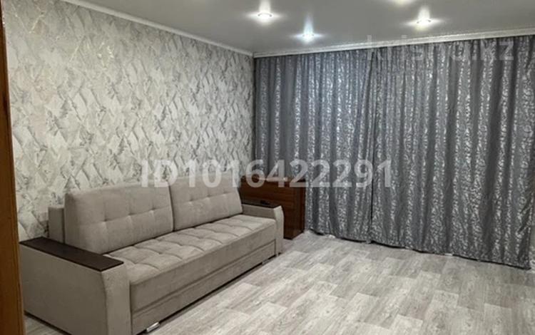 3-комнатная квартира · 63 м² · 6/10 этаж, Тауелсыздык 289 — Кутузова и камзина за 28 млн ₸ в Павлодаре — фото 2