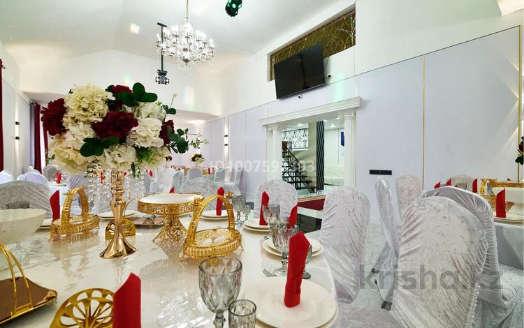 Дом · 7 комнат · 750 м², Жанкент 42 — Балкантау - кордай за 120 000 〒 в Астане, Алматы р-н — фото 2