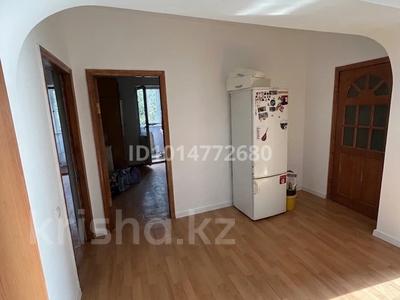 3-комнатная квартира · 69.8 м² · 4/5 этаж, Есенова 15/3 — Центральный мечеть, зеленый базар за 58 млн ₸ в Алматы, Медеуский р-н