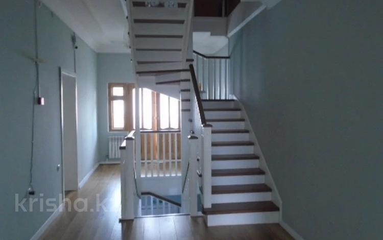 Жеке үй · 7 бөлме · 345 м² · 11 сот., Горотдел 1, бағасы: 75 млн ₸ в Петропавловске — фото 10