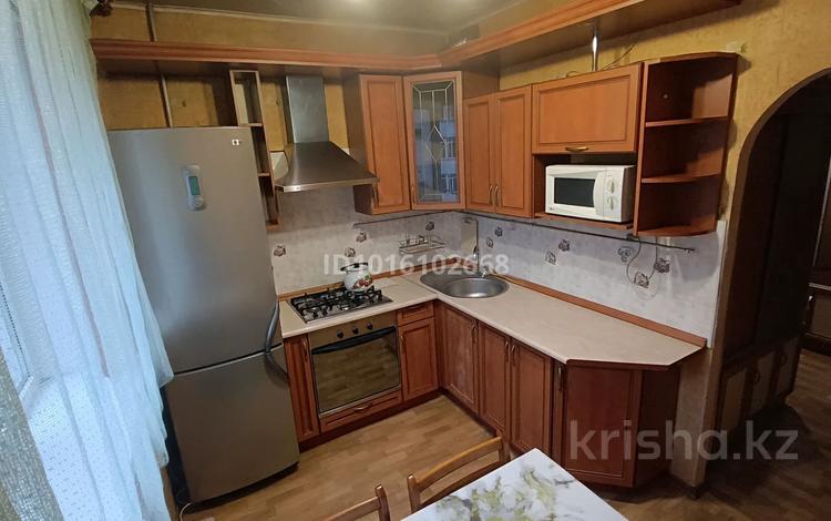 3-бөлмелі пәтер · 65 м² · 4/5 қабат, Жұлдыз-1 ш/а. 11, бағасы: 260 000 ₸ в Алматы, Турксибский р-н — фото 2
