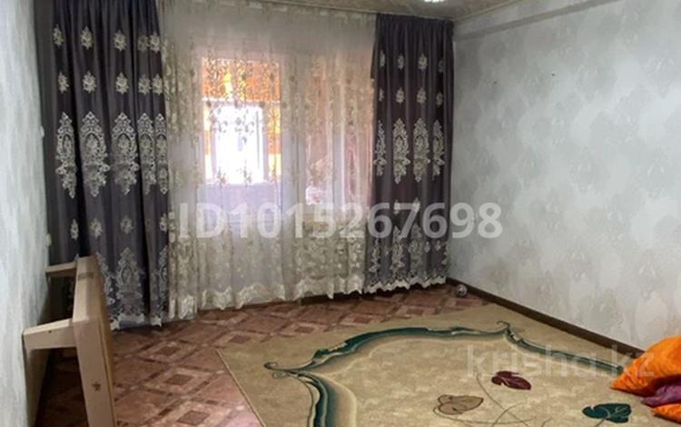2-комнатная квартира · 50 м² · 5/5 этаж, 3 микр 25 за 4.2 млн ₸ в Каратау — фото 2