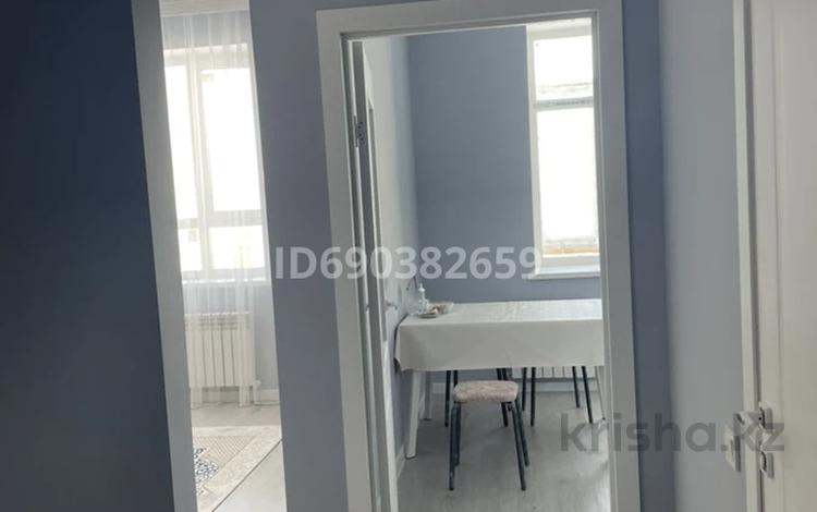 1-бөлмелі пәтер, 40.5 м², 9/9 қабат ай сайын, Толе би 25A, бағасы: 160 000 〒 в Астане, Есильский р-н — фото 2