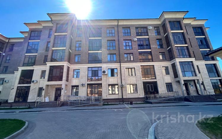 3-комнатная квартира · 90 м² · 5/5 этаж, мкр Юго-Восток, Республики за 60 млн ₸ в Караганде, Казыбек би р-н — фото 2