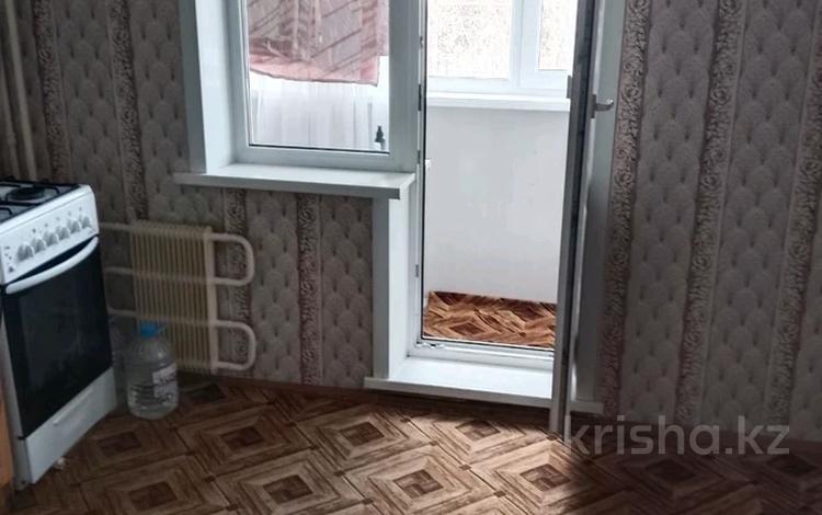 1-комнатная квартира · 35 м² · 3/5 этаж, Парковая 187 за 80 000 〒 в Петропавловске — фото 2