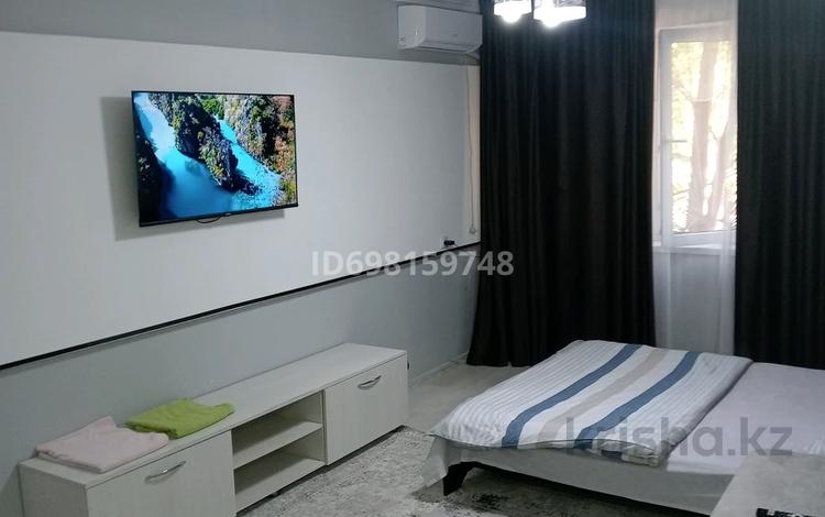 1-комнатная квартира · 30 м² · 1/5 этаж, Каратау 25 — Квартира не курящих после ремонта 2 микраион /Каратау/ дом 25 возле за 2 000 ₸ в Таразе — фото 14