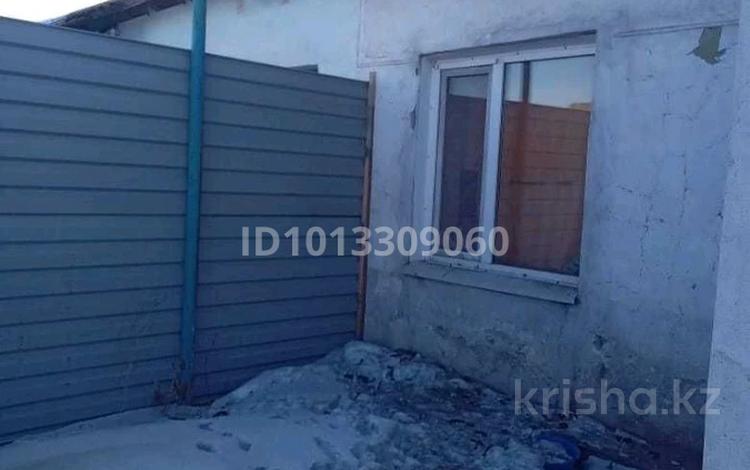 Отдельный дом · 3 комнаты · 60 м², Железорудный, переулок Привокзальный 3/2 за 30 000 ₸ в Рудном — фото 2
