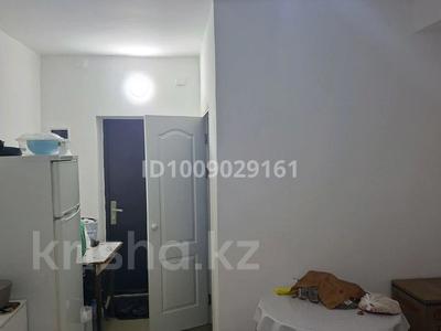 1-бөлмелі пәтер · 18 м² · 2 қабат, мкр Алатау (ИЯФ) 11, бағасы: 12 млн 〒 в Алматы, Медеуский р-н