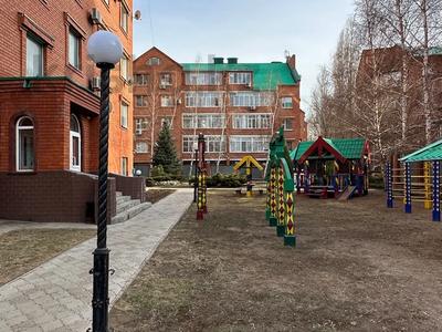 4-комнатная квартира · 201.5 м² · 6/7 этаж, Назарбаева 299 за 450 000 〒 в Уральске