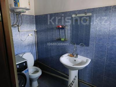 Отдельный дом · 3 комнаты · 60 м², Майлықожа 119 за 120 000 ₸ в Туркестане