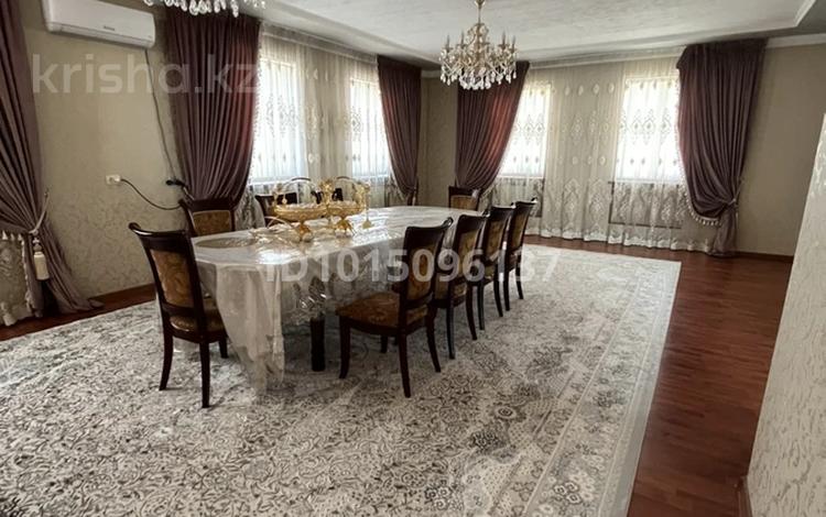 Жеке үй · 8 бөлме · 210 м² · 10 жүзд., Нурашбекова 2/1, бағасы: 50 млн ₸ в Шымкенте, Енбекшинский р-н — фото 2
