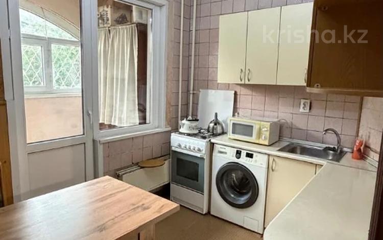 2-комнатная квартира · 53 м² · 3/9 этаж, мкр Аксай-1 за 230 000 〒 в Алматы, Ауэзовский р-н — фото 9