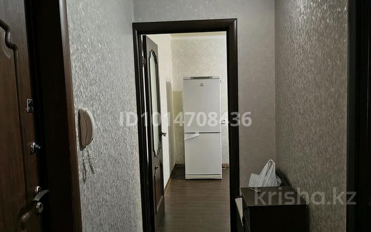 2-комнатная квартира · 45 м² · 1/5 этаж, мкр Юго-Восток, Мкр Юго-Восток, 28й микрорайон 16 — Сатыбалдина 16 за 150 000 ₸ в Караганде, Казыбек би р-н — фото 2