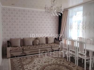 Отдельный дом · 4 комнаты · 90 м² · 3.3 сот., 5 Апреля 124/8 — Центр за 38 млн 〒 в Костанае