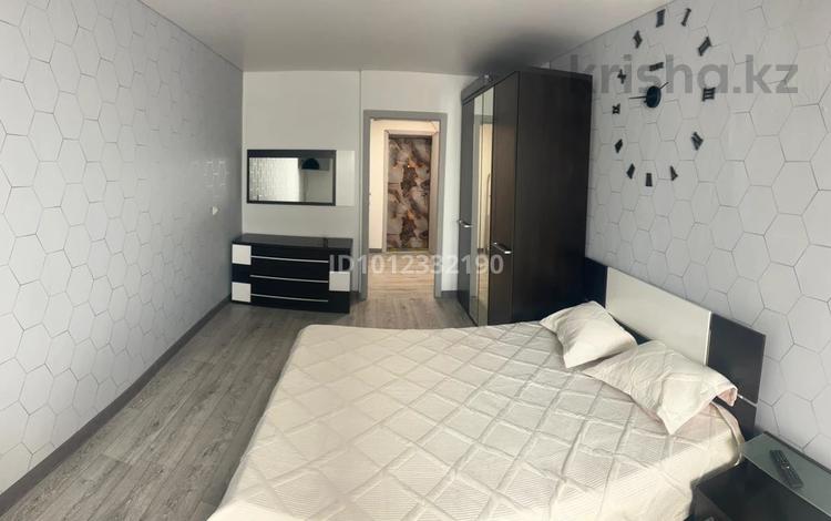 1-комнатная квартира · 40 м² · 4/4 этаж, 1-й мкр 27 за 15 000 ₸ в Актау — фото 2