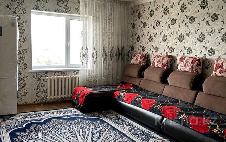2-комнатная квартира, 60 м², 5/5 этаж помесячно, Болашак за 100 000 〒 в Талдыкоргане, мкр Болашак — фото 2