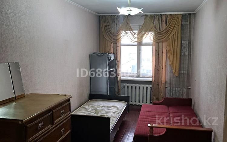 3-комнатная квартира · 63 м² · 5/5 этаж, Жамакаева за 200 000 〒 в Семее — фото 15