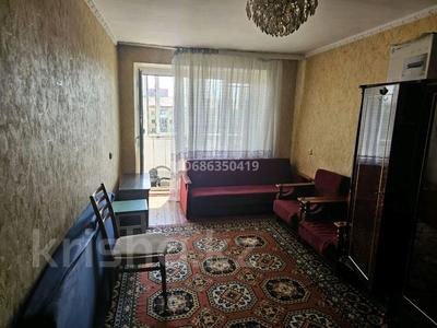 Пәтерлер в Абай обл.: 3-бөлмелі пәтер · 70 м² · 5/5 қабат, Жамакаева, бағасы: 180 000 〒 3-бөлмелі пәтер · 70 м² · 5/5 қабат, Жамакаева, бағасы: 180 000 〒 в Семее