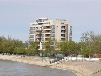 Пәтерлер в Атырауской обл.: 2-бөлмелі пәтер · 88 м² · 3/7 қабат, мкр Каспий, Яблочный 7 — Набережная, бағасы: 700 000 〒 2-бөлмелі пәтер · 88 м² · 3/7 қабат, мкр Каспий, Яблочный 7 — Набережная, бағасы: 700 000 〒 в Атырау