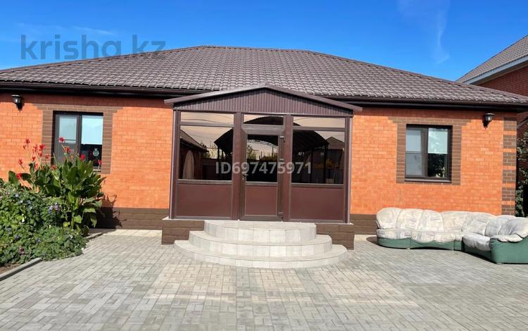 Отдельный дом · 5 комнат · 140 м² · 8 сот., ЭКО за 55 млн ₸ в Актобе, жилой массив Кирпичный — фото 2