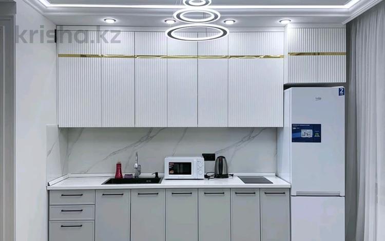 2-комнатная квартира · 60 м² · 3/12 этаж, мкр Кайтпас 1, Байдибек би 116 — Плошадь Наурыз - проспект Байдібек би за 18 000 ₸ в Шымкенте, Каратауский р-н — фото 2