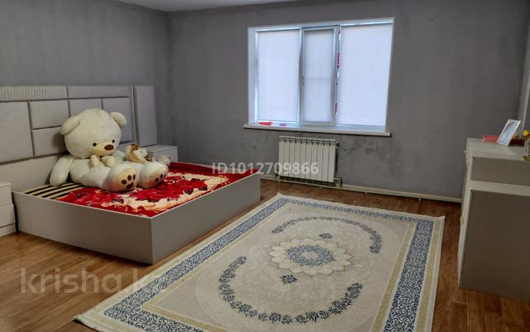 Үйдің бір бөлігі · 6 бөлме · 180 м² · 6 жүзд., Б.Майлина 8В, бағасы: 500 000 ₸ в Карасу — фото 2