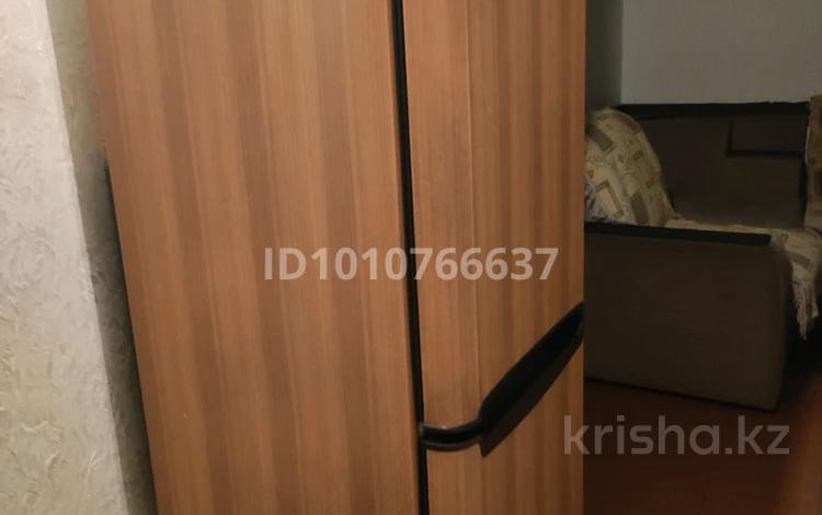 2-бөлмелі пәтер · 42 м² · 5/5 қабат, 5мкр — Кафе дадам гостроном Береке, бағасы: 13 млн ₸ в Талдыкоргане, мкр Самал — фото 2