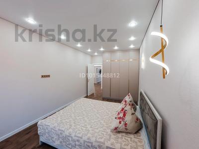 3-комнатная квартира · 115 м² · 4/9 этаж, Самал за 350 000 ₸ в Уральске
