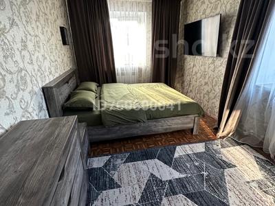 Аренда квартир посуточно в Жамбылской обл.: 1-комнатная квартира · 30 м² · 3/5 этаж, Абая 160 за 12 000 〒 1-комнатная квартира · 30 м² · 3/5 этаж, Абая 160 за 12 000 〒 в Таразе