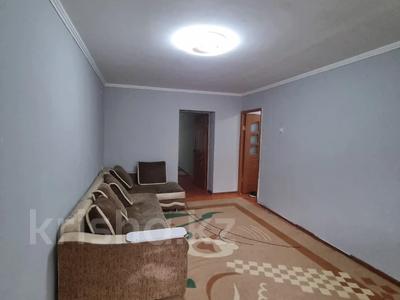 2-бөлмелі пәтер · 50 м² · 1/4 қабат, Жетысу 22, бағасы: 100 000 ₸ в Талдыкоргане, мкр Жетысу
