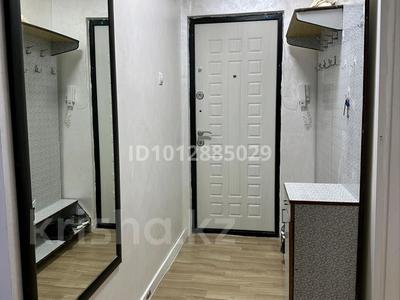 2-бөлмелі пәтер · 50 м² · 2/5 қабат, мкр Самал 46 — Микр самал 46 остановка самал, бағасы: 130 000 ₸ в Таразе