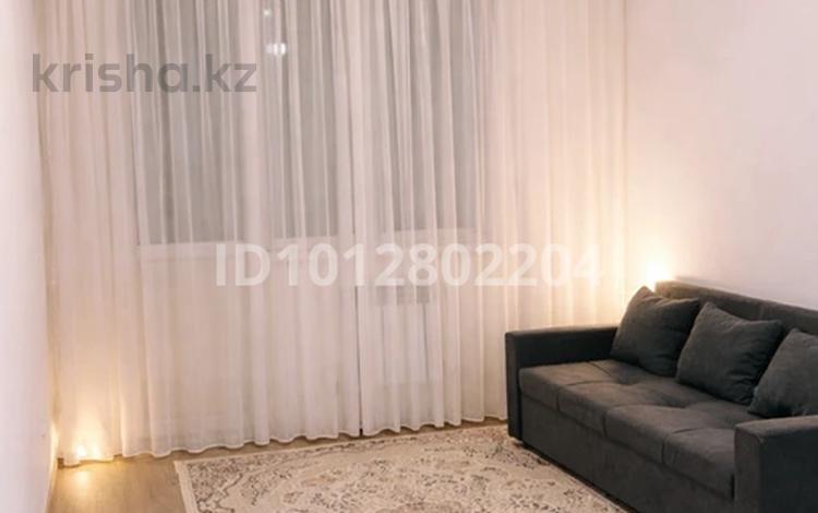 1-бөлмелі пәтер · 30 м² · 11/12 қабат, мкр Достык 35 — Абая Момышулы, бағасы: 200 000 ₸ в Алматы, Ауэзовский р-н — фото 2