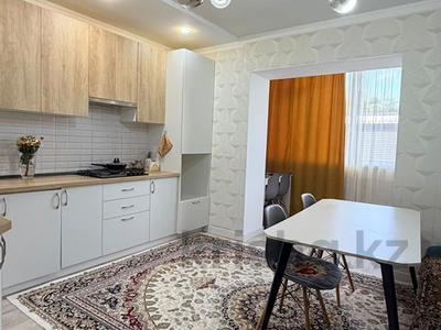 2-бөлмелі пәтер · 80 м² · 1/5 қабат, Айталиева 5, бағасы: 27.5 млн ₸ в Уральске