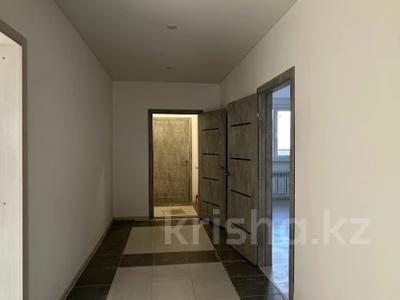 Отдельный дом · 7 комнат · 334 м² · 10 сот., Кизатова 3р за 87 млн ₸ в Петропавловске