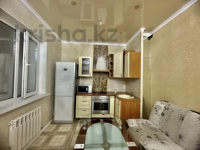 1-бөлмелі пәтер · 45 м² · 6/12 қабат · ай сайын, Бухар Жырау 19, бағасы: 200 000 〒 в Астане, Есильский р-н