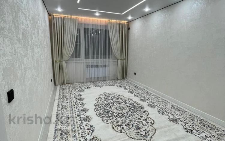 2-комнатная квартира · 51 м² · 2/5 этаж, мкр 11 25 за 21.8 млн ₸ в Актобе — фото 2