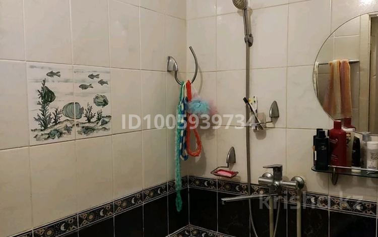 4-бөлмелі пәтер · 63.5 м² · 3/5 қабат, 4 м район — Школы 3 ,центральный рынок, бағасы: 14 млн ₸ в Риддере — фото 2
