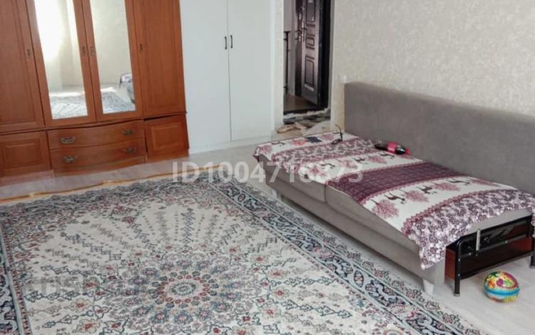 1-комнатная квартира · 42 м² · 5/5 этаж, мкр. Алтын орда 338 за 120 000 ₸ в Актобе — фото 2