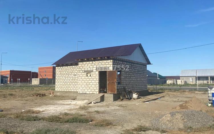 Отдельный дом · 2 комнаты · 85 м² · 8 сот., мкр Аксай, Акжар-2 ул.3 32 Г за 11.5 млн ₸ в Атырау — фото 2