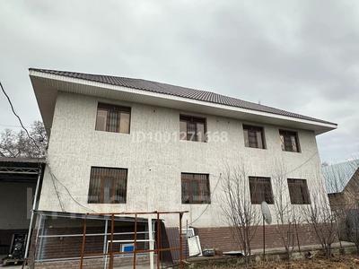 Аренда домов или дач в Алматинской обл.: Отдельный дом · 14 комнат · 325 м² · помесячно, Жамбыл 1 — Астана трассаның бойы за 5 000 〒 Отдельный дом · 14 комнат · 325 м² · помесячно, Жамбыл 1 — Астана трассаның бойы за 5 000 〒 в Жамбыл (Жамбылский район)