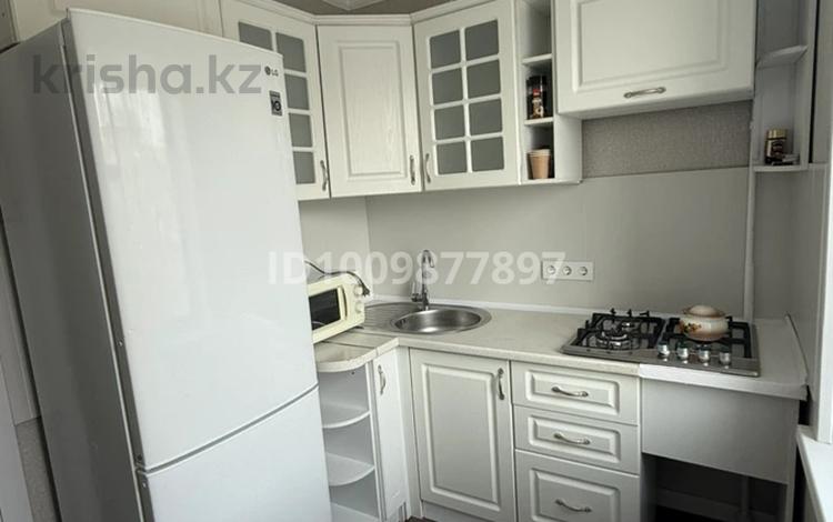 3-комнатная квартира · 63 м² · 4/5 этаж, Проспект Республики 16 за 300 000 ₸ в Астане, р-н Байконур — фото 2