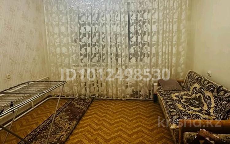3-бөлмелі пәтер · 69 м² · 2/5 қабат, 5мкр 32, бағасы: 10 млн ₸ в  — фото 2