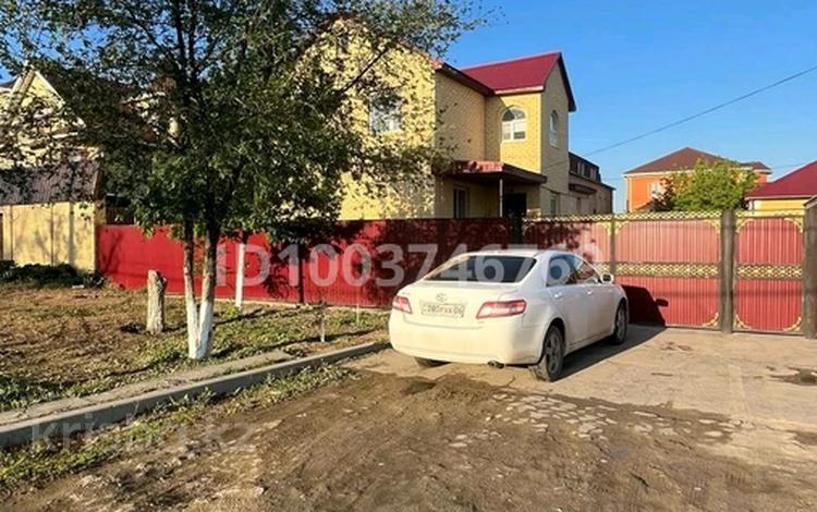 Отдельный дом · 4 комнаты · 120 м² · 10 сот., мкр Мунайшы, Неверева 10 — Полет колледж. за 50 млн 〒 в Атырау — фото 2